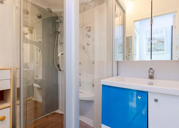 Horizon Marin-8 By Interhome *